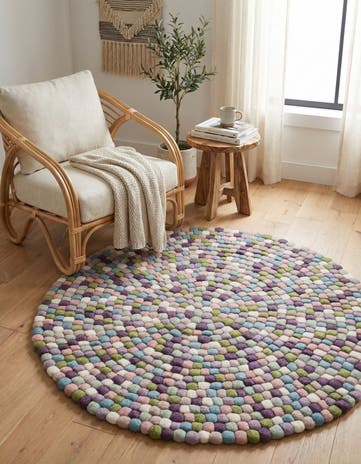4' 1 x 4' 1 Felt Ball Wool Round Rug