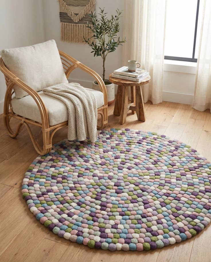 Detail image of 4' 1 x 4' 1 Felt Ball Wool Round Rug