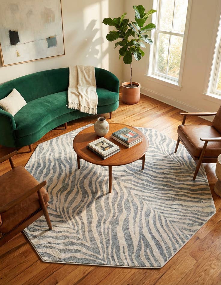 Detail image of 7' 10 x 7' 10 Finsbury Octagon Rug