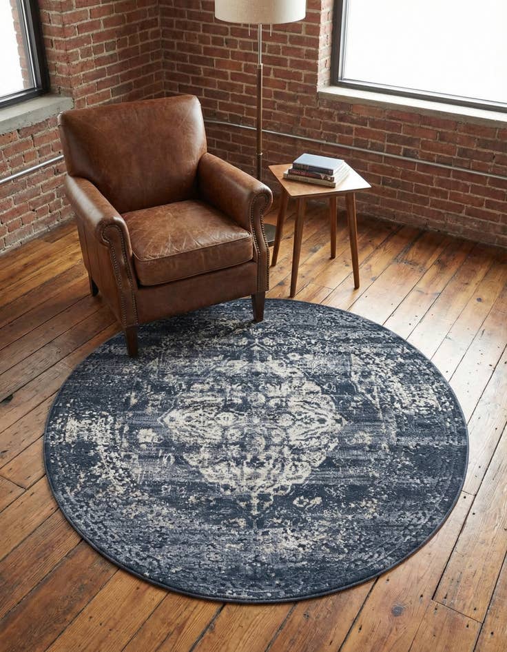 Detail image of 4' x 4' Eliza Round Rug