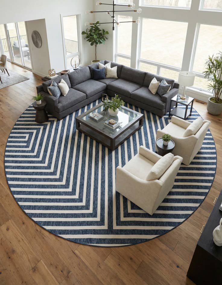 Detail image of 13' x 13'  Washable Modern Indoor / Outdoor Round Rug