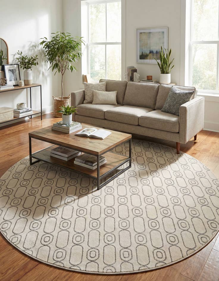 Detail image of 7' 10 x 7' 10 Vogue Geo Round Rug