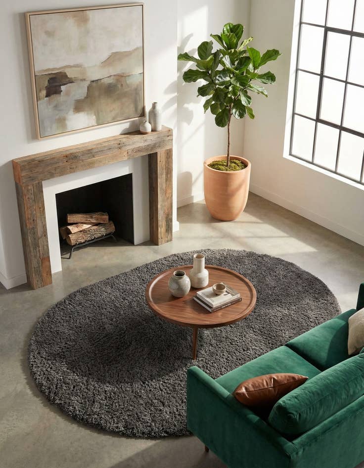 Detail image of 7' 10 x 10' Marilyn Monroe&trade; Shag Oval Rug