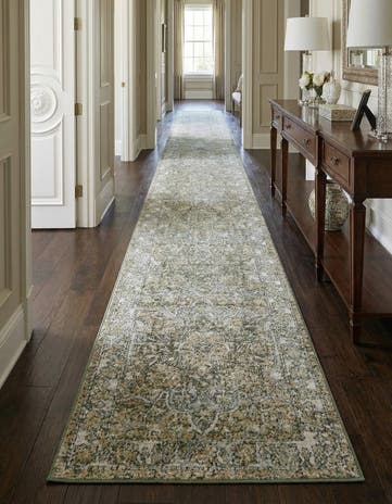 2' 7 x 19' 8 Isabella Runner Rug