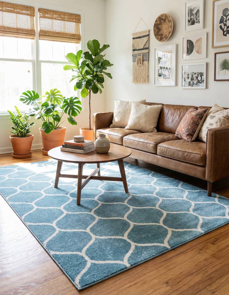 Detail image of 5' 3 x 8' Trellis Frieze Rug