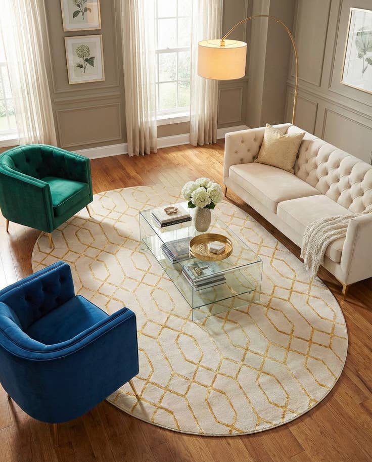 Detail image of 7' 10 x 10' Marilyn Monroe™ Glam Trellis Oval Rug