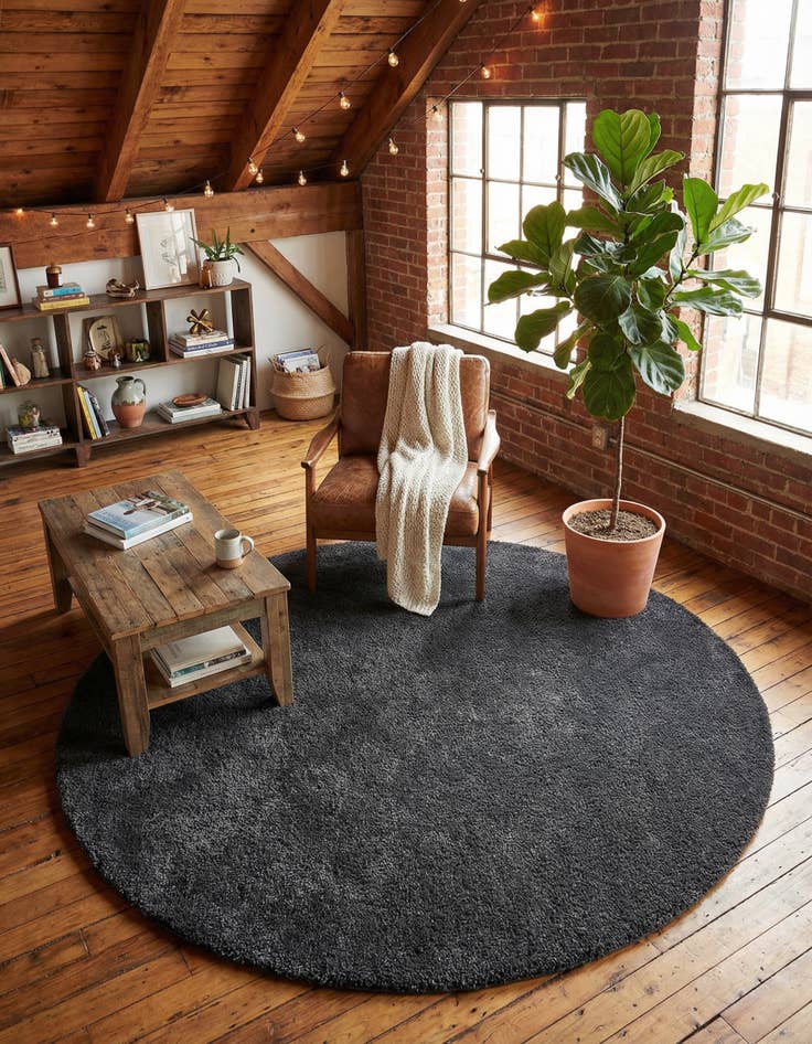 Detail image of 8' x 8' Solid Frieze Round Rug