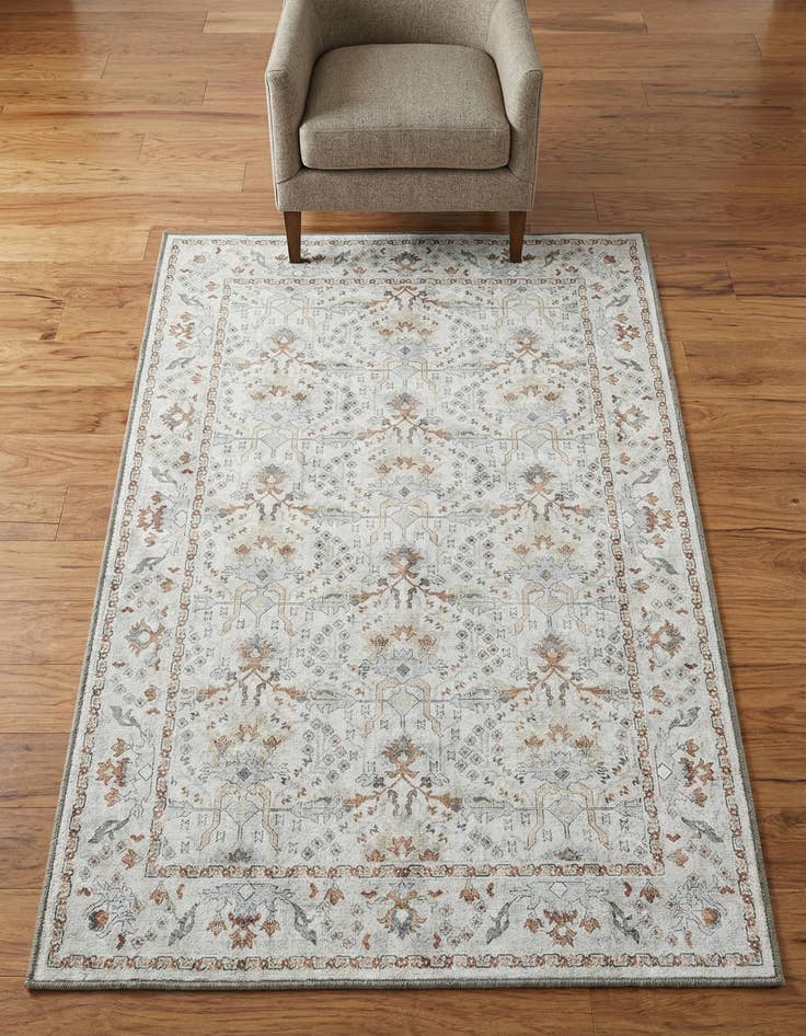 Detail image of 3' 6 x 5' 6 Washable Timeless Rug