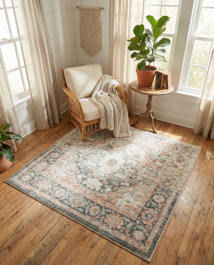 5' x 5' Madeline Vintage Square Rug