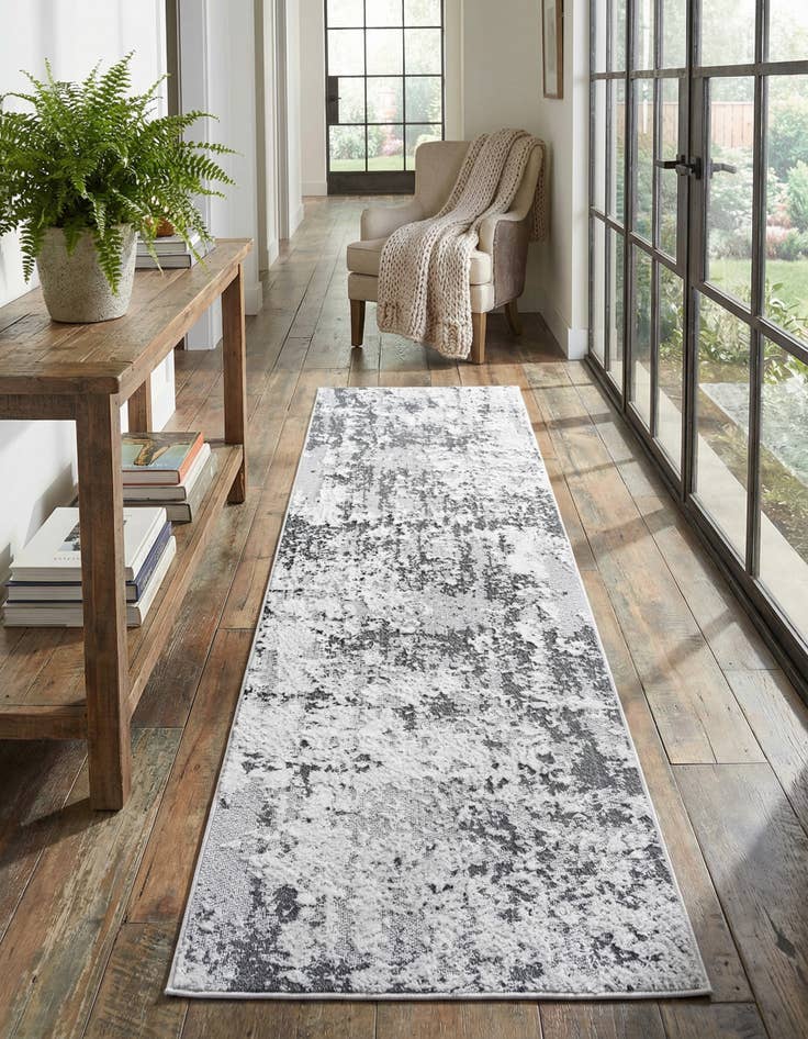 Detail image of 2' 7 x 8' Abbey Runner Rug