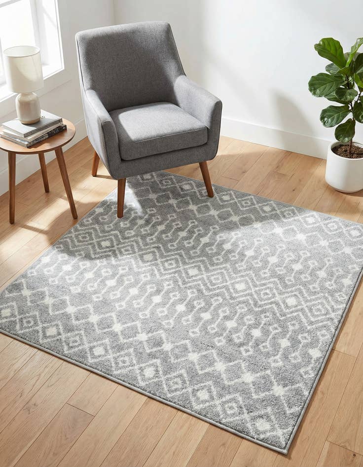 Detail image of 4' x 4' Moroccan Trellis Square Rug