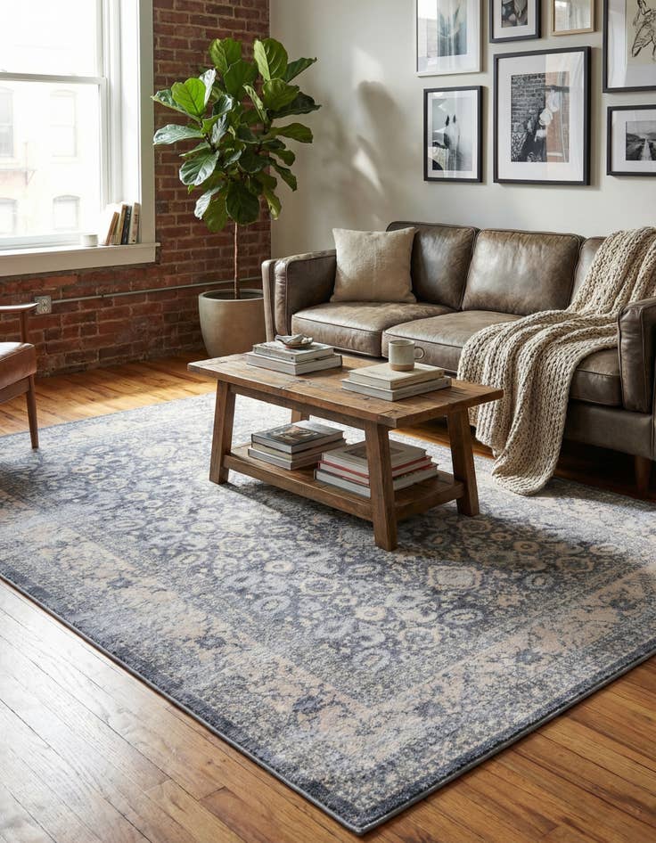 Detail image of 5' 3 x 8' Estate Rug