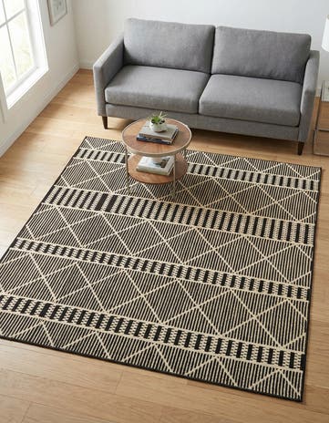 6' x 6' Easy-Clean Trellis Indoor / Outdoor Square Rug