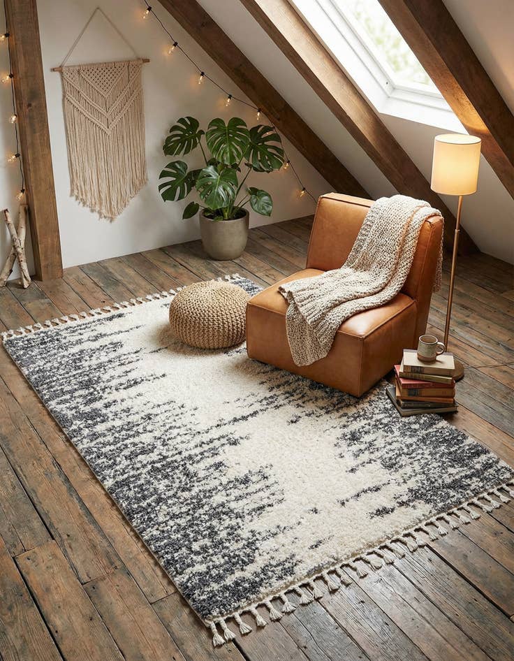 Detail image of 4' x 6' Serenity Shag Rug