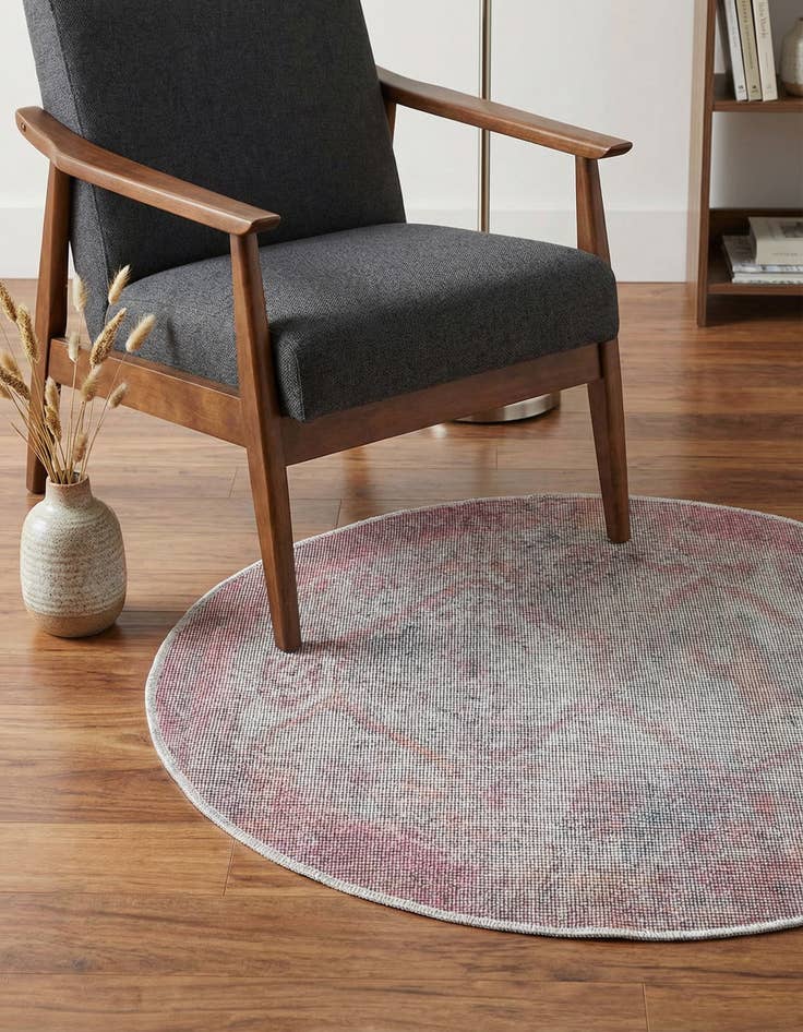Detail image of 3' 3 x 3' 3 Washable Sisu Round Rug