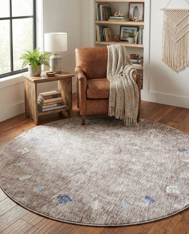 Detail image of 7' 10 x 7' 10 Gabbeh Round Rug