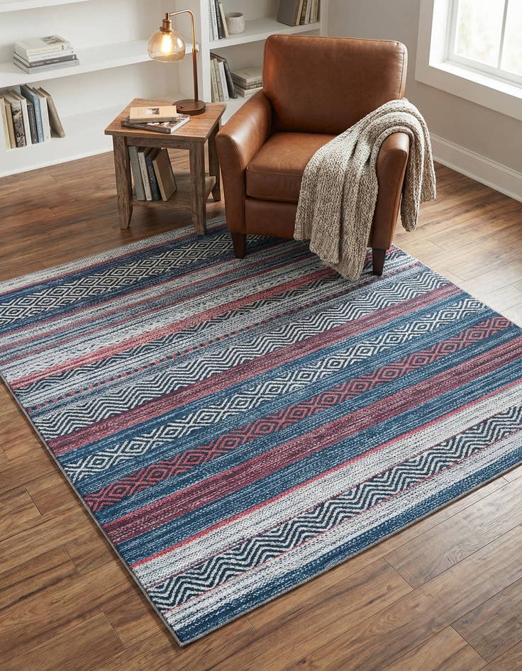 Detail image of 5' x 5'  Washable Yara Square Rug