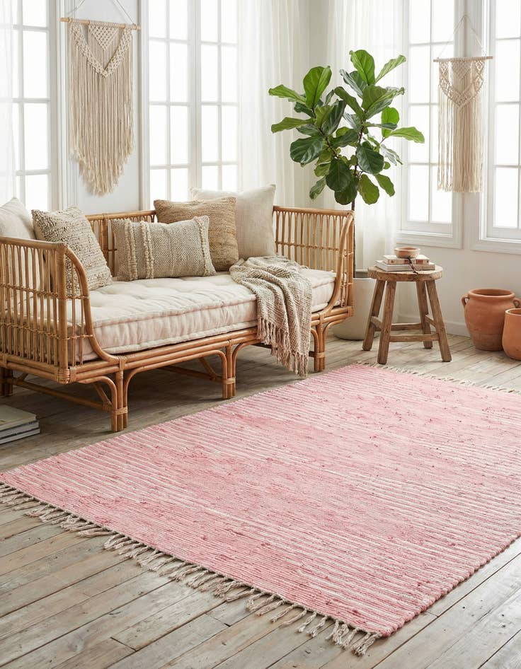 Detail image of 6' 1 x 9'  Hand Woven Chindi Cotton Rug