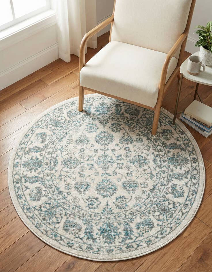 Detail image of 3' 3 x 3' 3 Uptown Central Park Round Rug