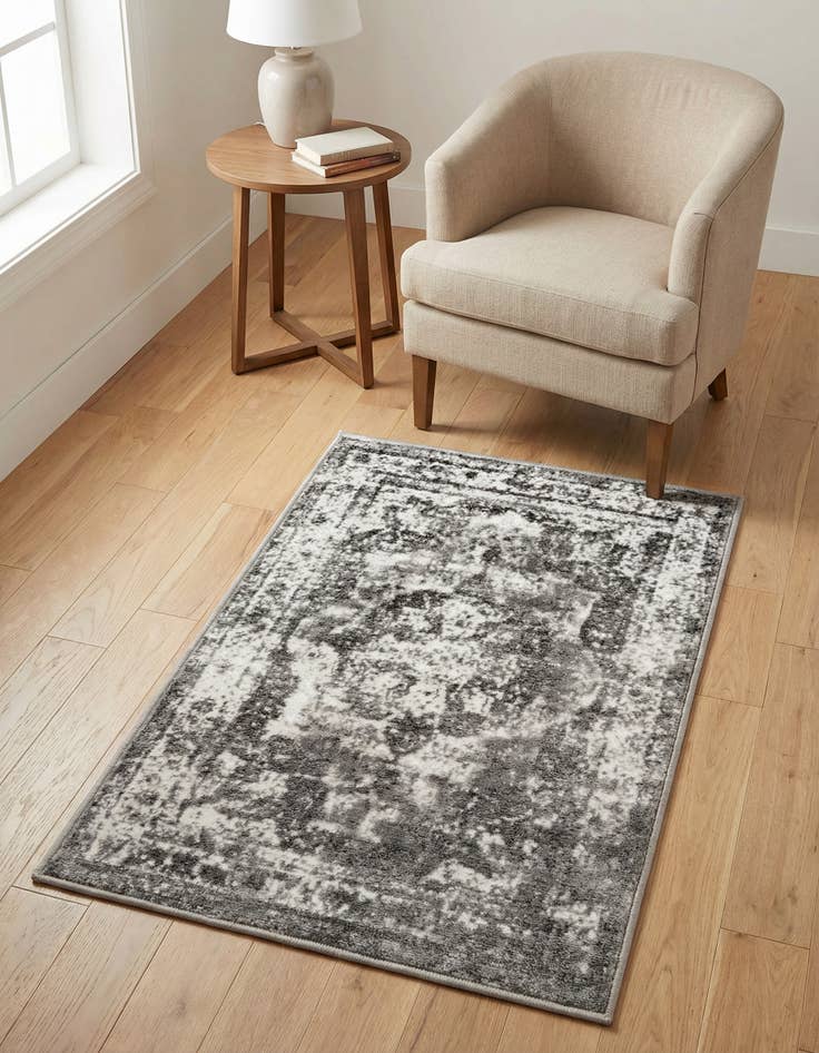 Detail image of 2' x 3' Monaco Rug