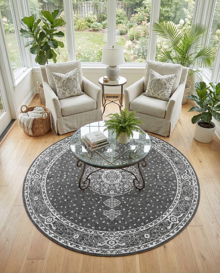 Detail image of 7' 10 x 7' 10 Dover Round Rug