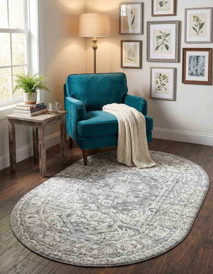 Detail image of 3' 3 x 5' 3 Boston Oval Rug