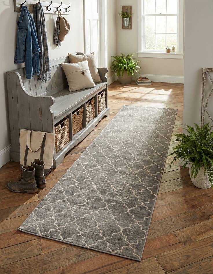 Detail image of Jill Zarin 2' 7 x 8' Uptown Lincoln Center Runner Rug