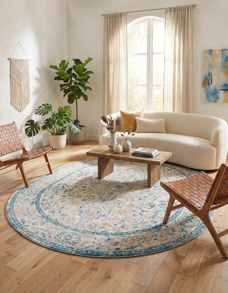 Detail image of 7' 10 x 10' 2 Lola Oval Rug