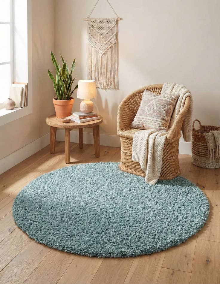 Detail image of 4' x 4' Solid Shag Round Rug