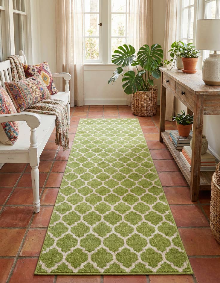 Detail image of 2' 7 x 8' Lattice Runner Rug