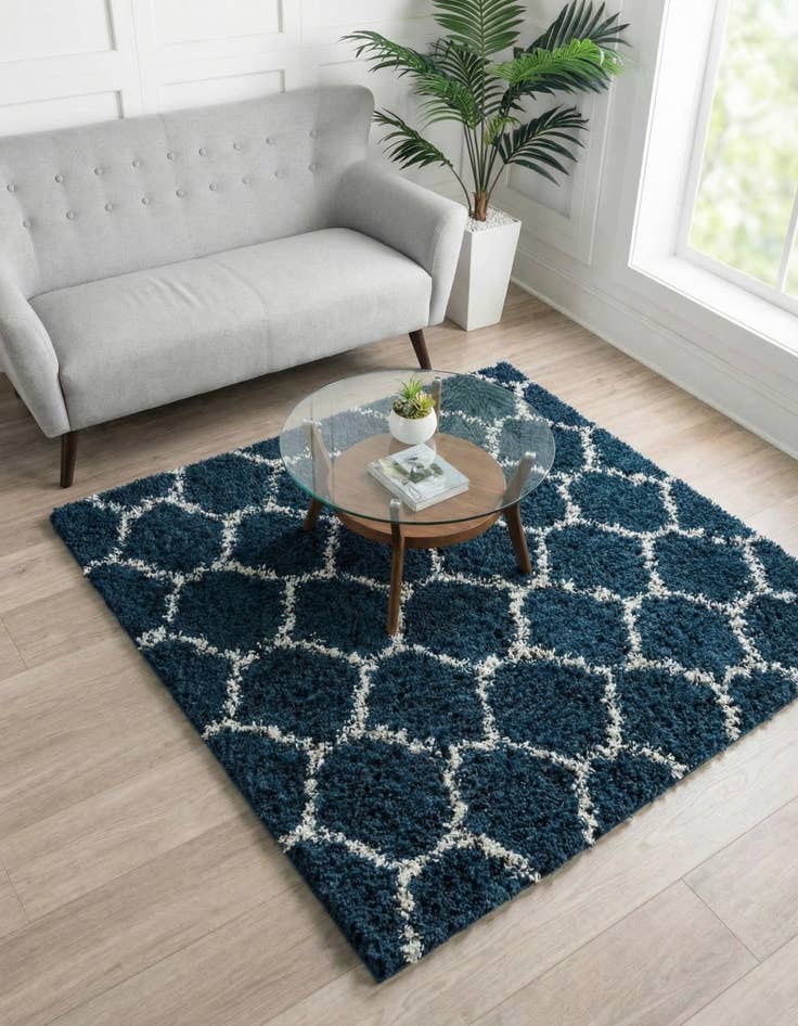 Detail image of 6' x 6' Trellis Shag Square Rug