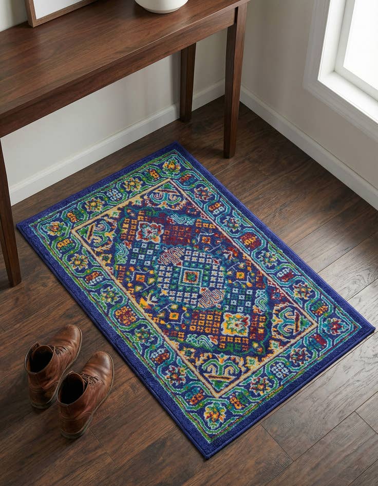 Detail image of 2' x 3' Calypso Rug