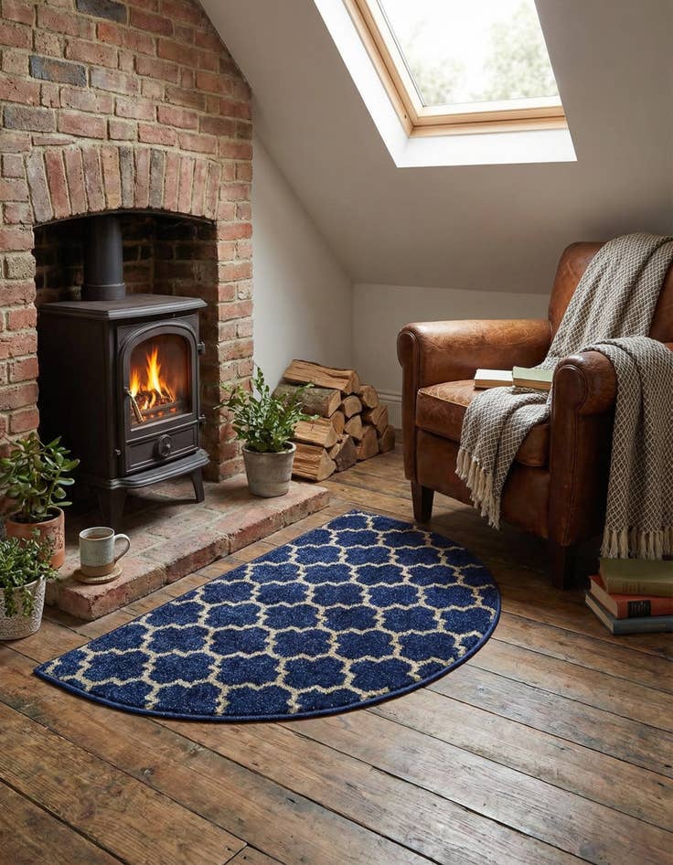 Detail image of 2' 2 x 3' 7 Trellis Hearth Rug