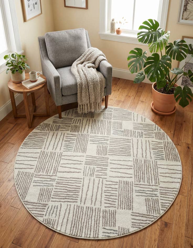 Detail image of 5' 3 x 5' 3 Hanahan Round Rug