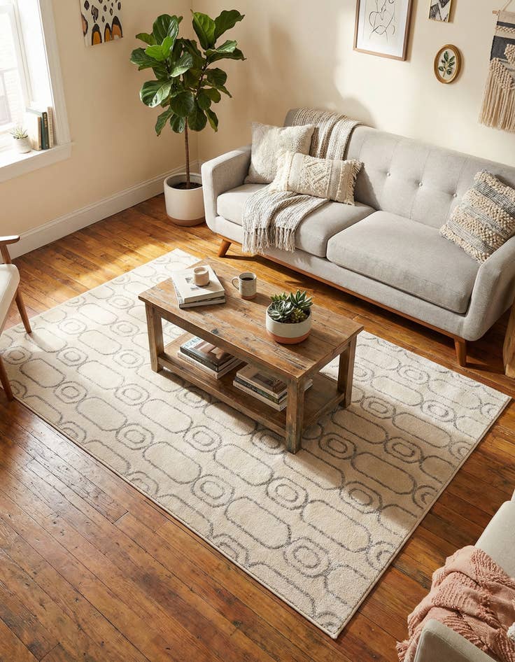 Detail image of 4' x 6' Vogue Geo Rug