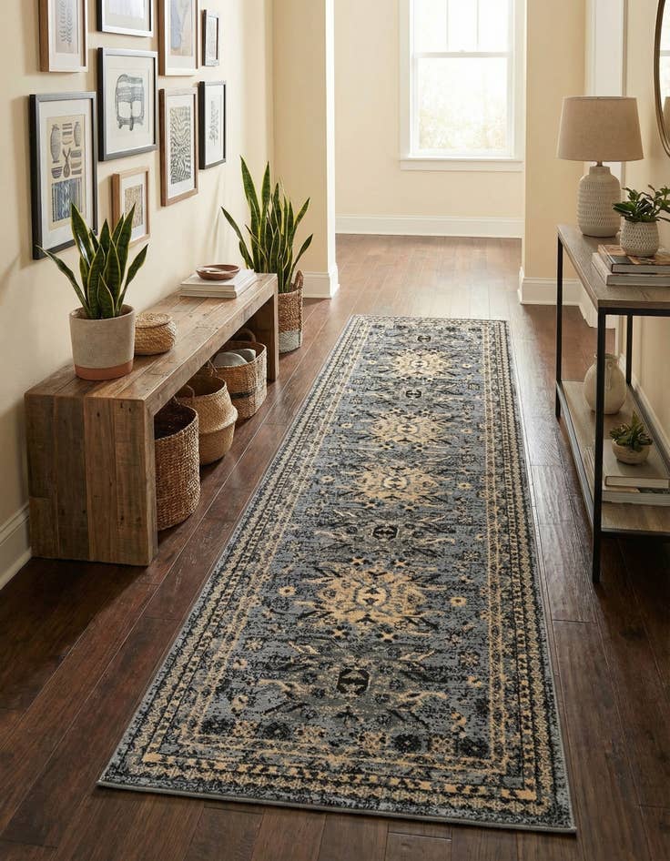 Detail image of 2' 7 x 10' Heris Runner Rug