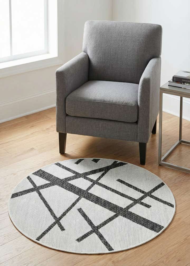 3' x 3' Easy-Clean Modern Indoor / Outdoor Round Rug