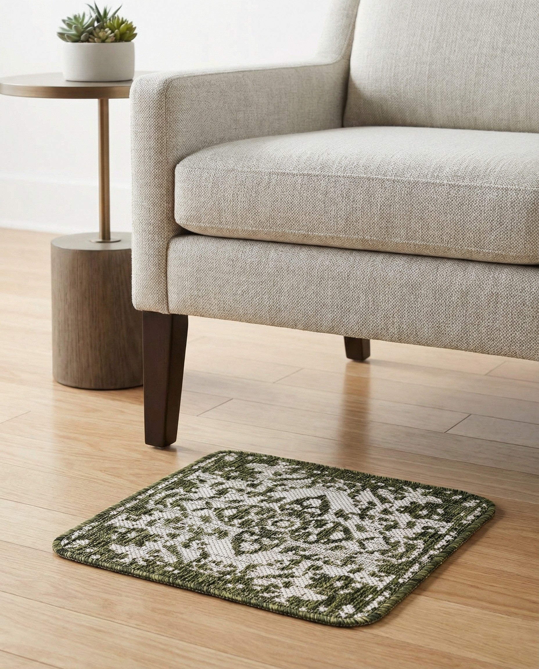 1' 4 x 1' 4 Easy-Clean Jill Zarin Dubai Indoor / Outdoor Sample Rug