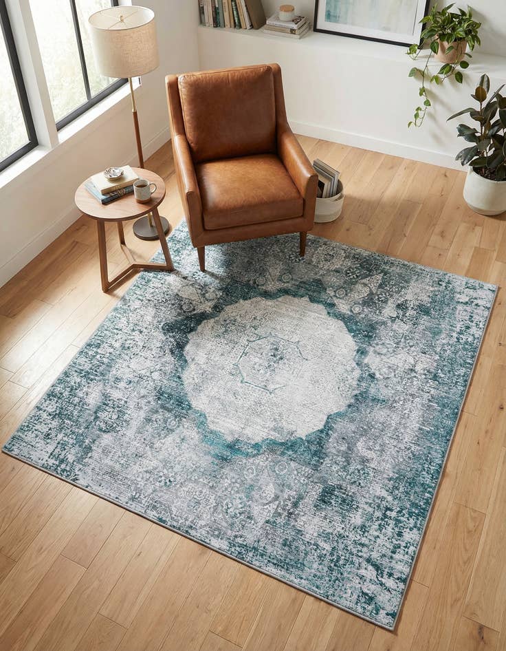 Detail image of 5' x 5' Washable Yara Square Rug