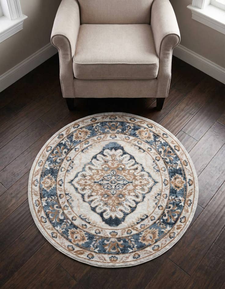 Detail image of 3' x 3' Oxford Round Rug