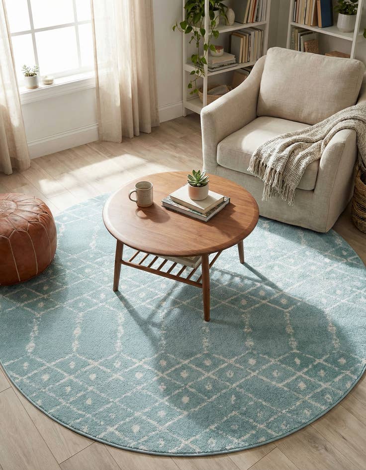 Detail image of 6' 1 x 6' 1 Paxon Trellis Round Rug