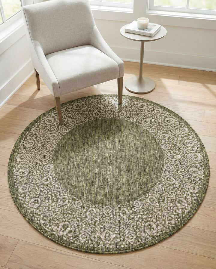 4' x 4' Easy-Clean Border Indoor / Outdoor Round Rug