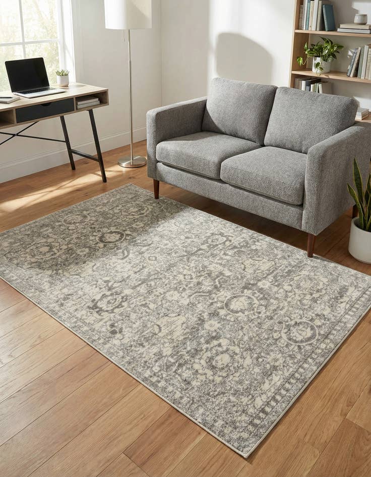 Detail image of 4' x 6' Lola Rug