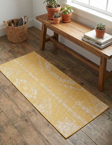 2' x 4' Easy-Clean Bohemian Indoor / Outdoor Runner Rug