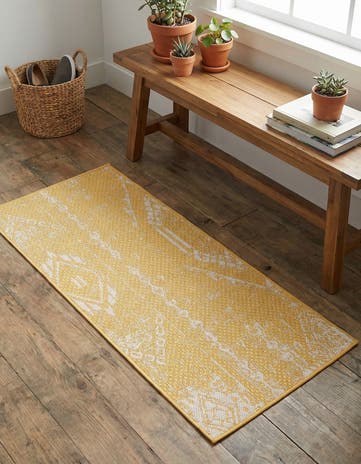 2' x 4' Easy-Clean Bohemian Indoor / Outdoor Runner Rug
