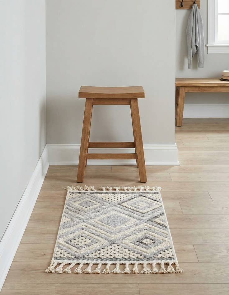 Detail image of 2' x 3' Arlo Rug