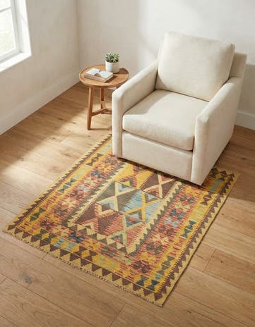 3' 2 x 3' 9 Hand Woven Kilim Maymana Wool Square Rug