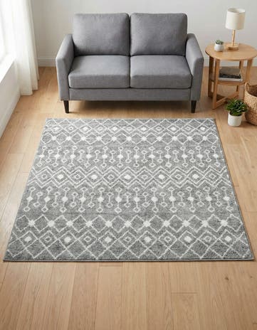 5' 3 x 5' 3 Moroccan Trellis Square Rug