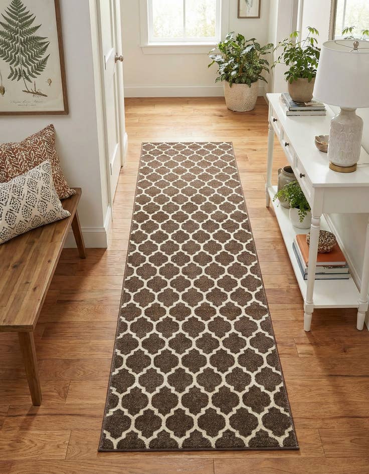 Detail image of 2' 7 x 8' Lattice Runner Rug