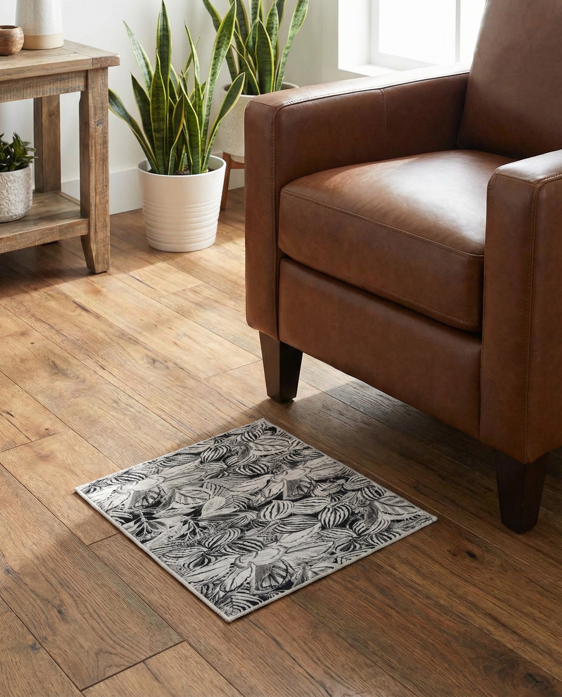 1' 4 x 1' 4 Blossom Sample Rug